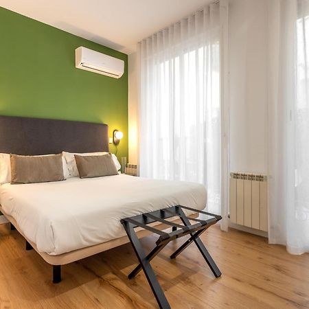 Aspasios Calle Mayor Apartments Madrid Room photo