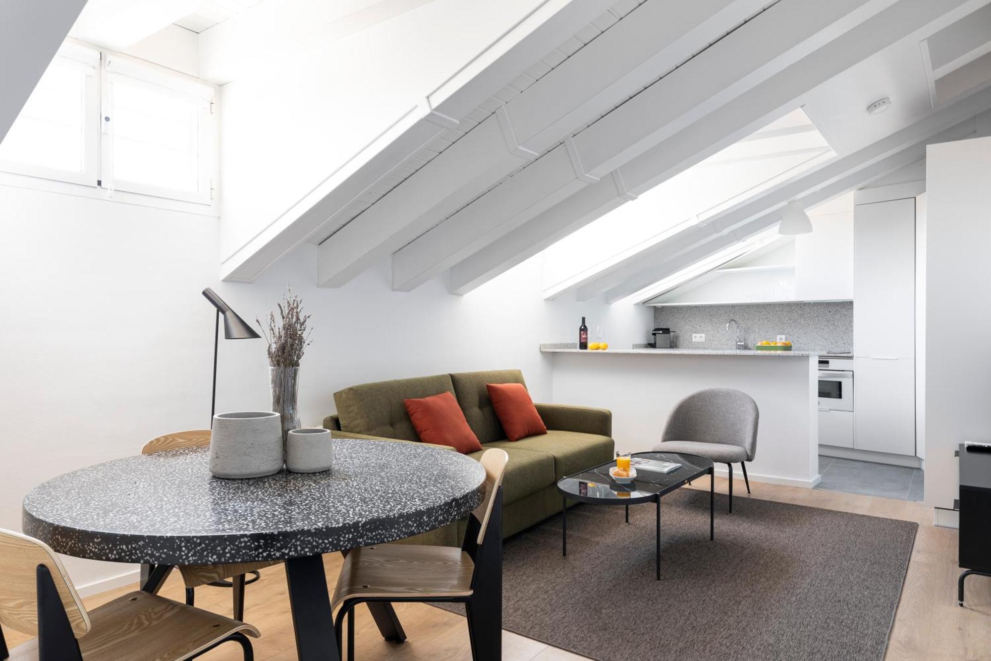 Aspasios Calle Mayor Apartments Madrid Room photo